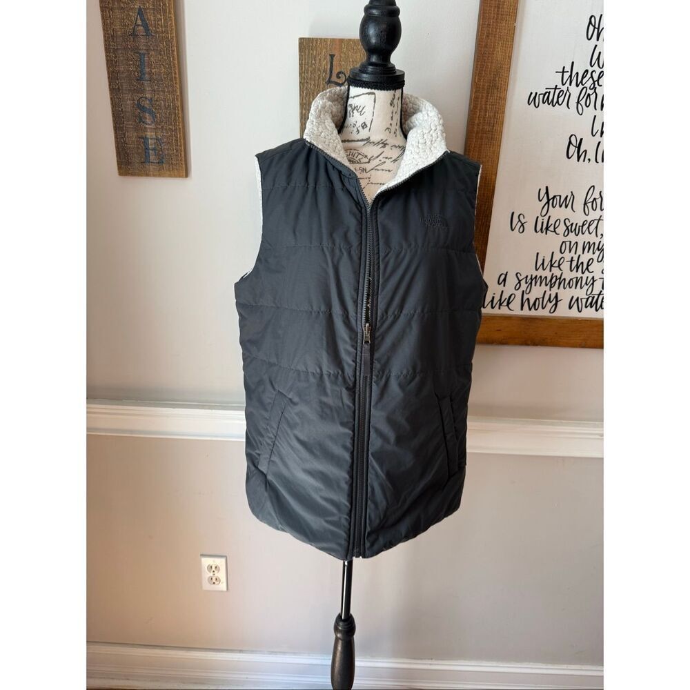 The North Face Women's Sherpa Fleece Lined Puffer Vest Charcoal Gray Size Medium